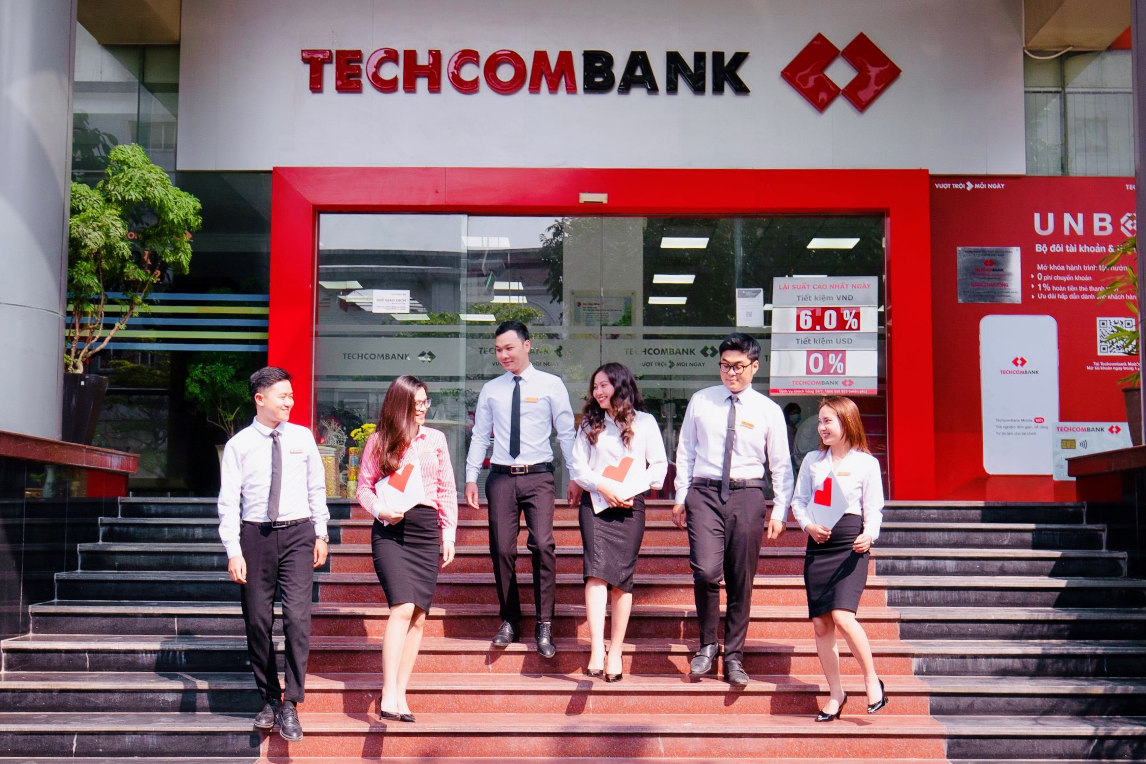 Kinh tế - Techcombank là ngân hàng TMCP tư nhân Việt Nam duy nhất có tên trong top 2.000 doanh nghiệp lớn nhất thế giới (Hình 2).