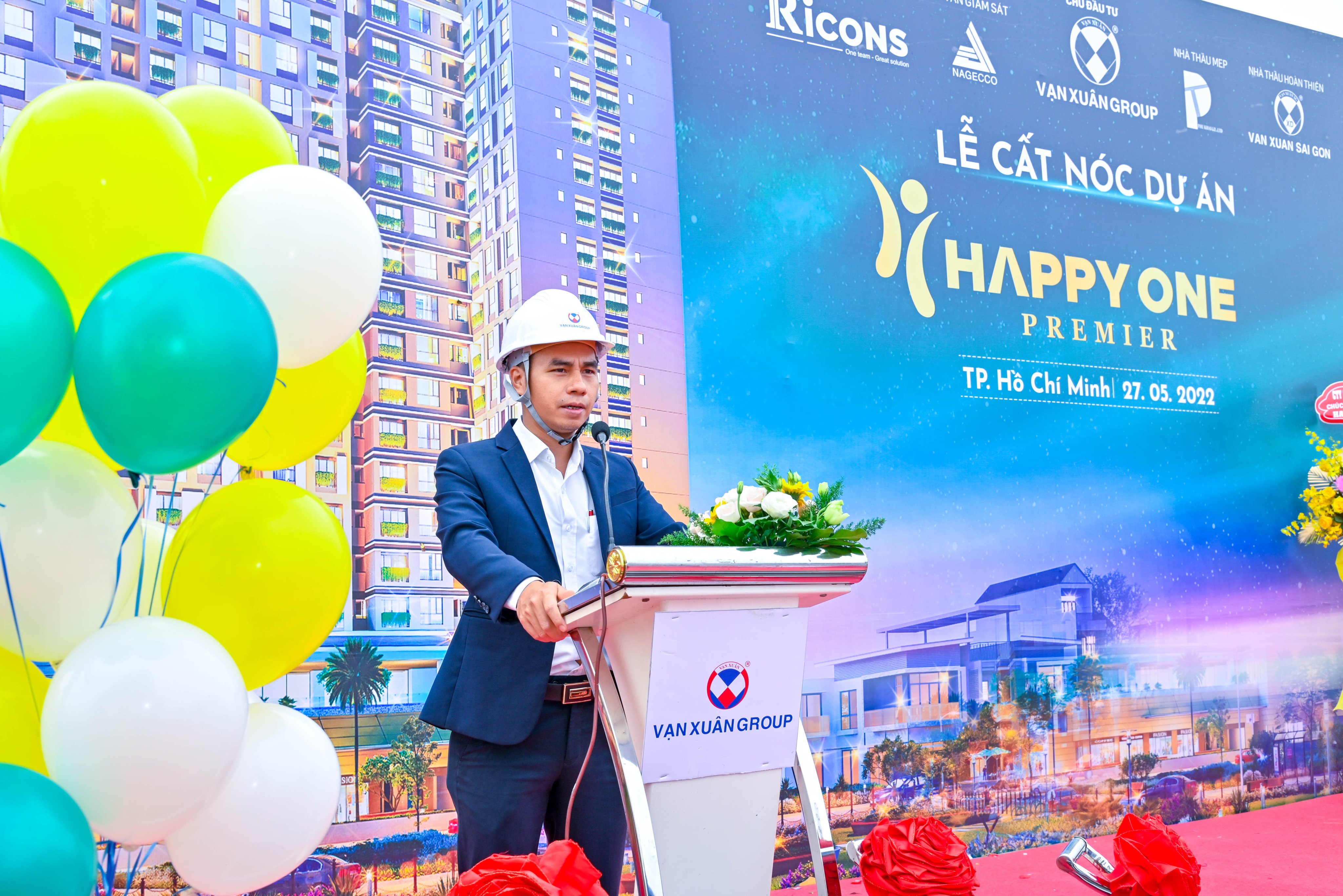 Kinh tế - Cất nóc khu căn hộ trung tâm Tân Sơn Nhất Happy One Premier (Hình 2).