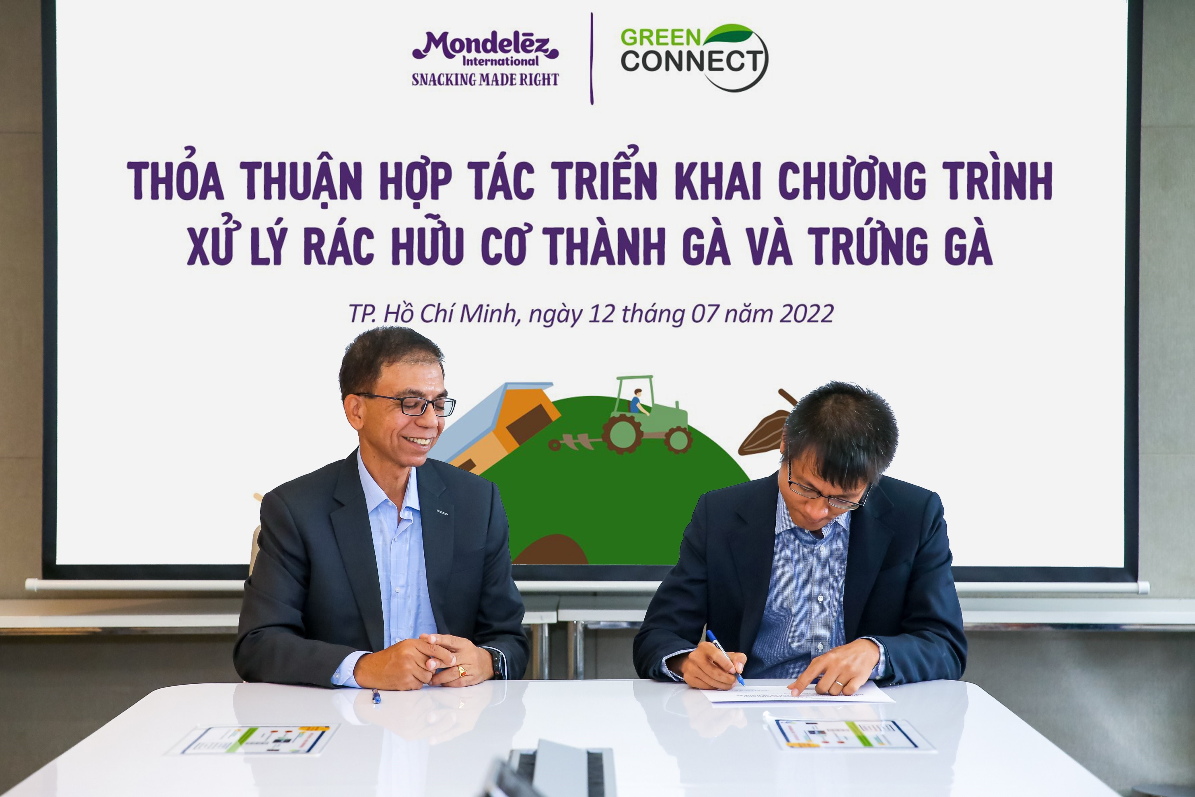 Cần biết - Mondelez Kinh Đô và Green Connect ký kết hợp tác triển khai giải pháp xử lý rác hữu cơ thành gà và trứng gà