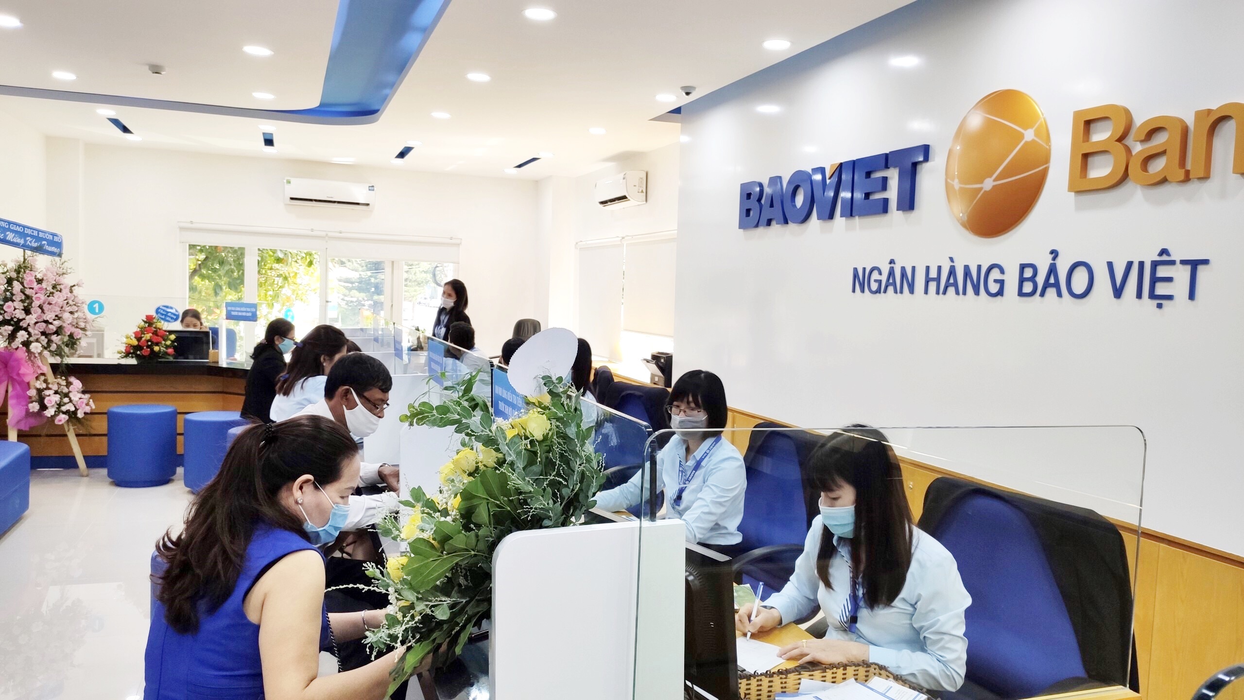 Kinh tế - BAOVIET Bank 6 tháng đầu năm: trích lập dự phòng giảm gần 90%, lợi nhuận tăng trưởng hơn 50% (Hình 2).