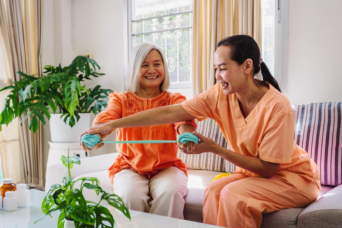 Cần biết - FWD Care -Dịch vụ chăm sóc phục hồi cho khách hàng mắc bệnh hiểm nghèo