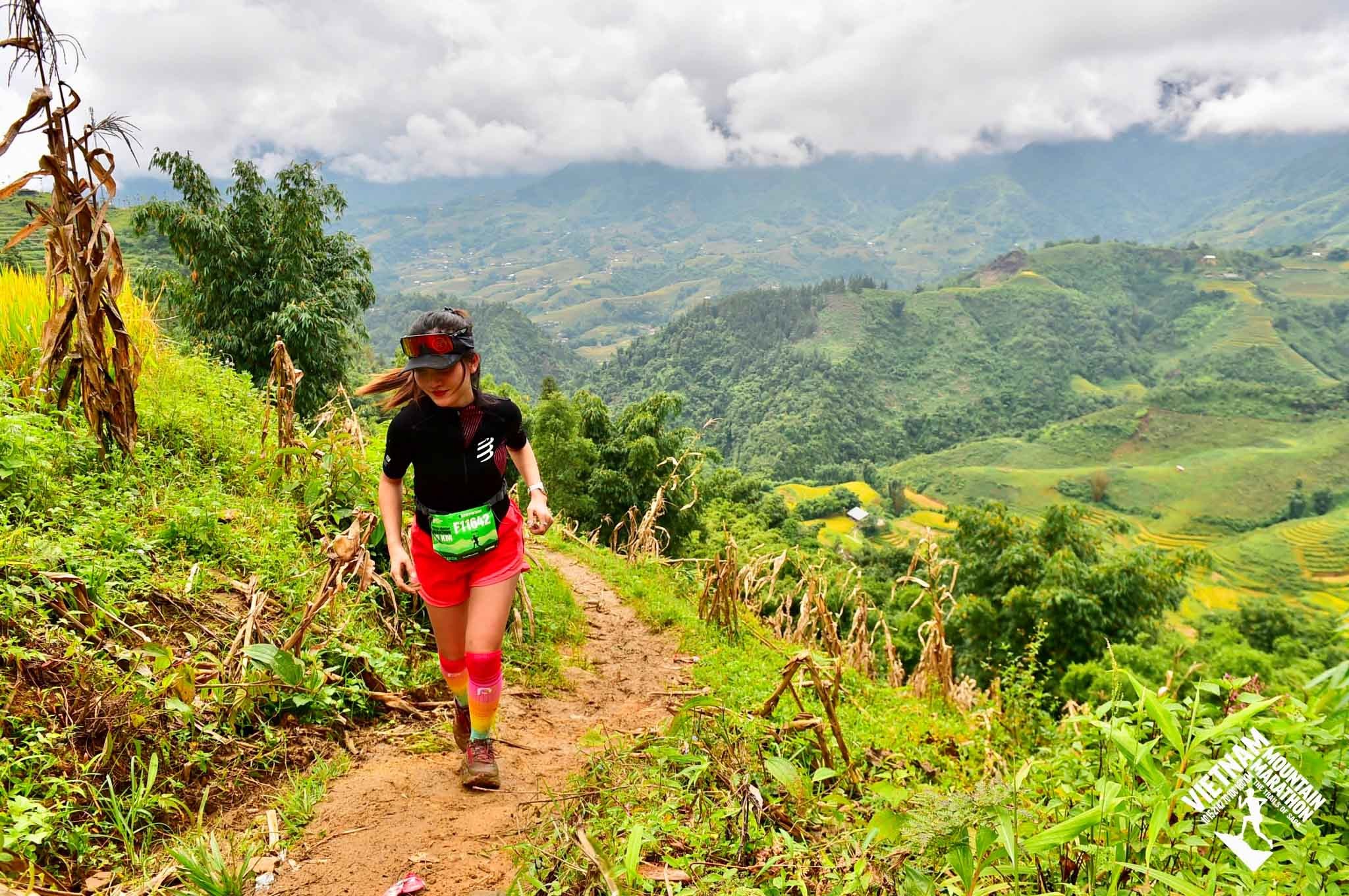 Cần biết - Nữ CEO Đậu Thị Trinh lần đầu tham gia Viet Nam Mountain Marathon với con số kết quả ấn tượng (Hình 2).