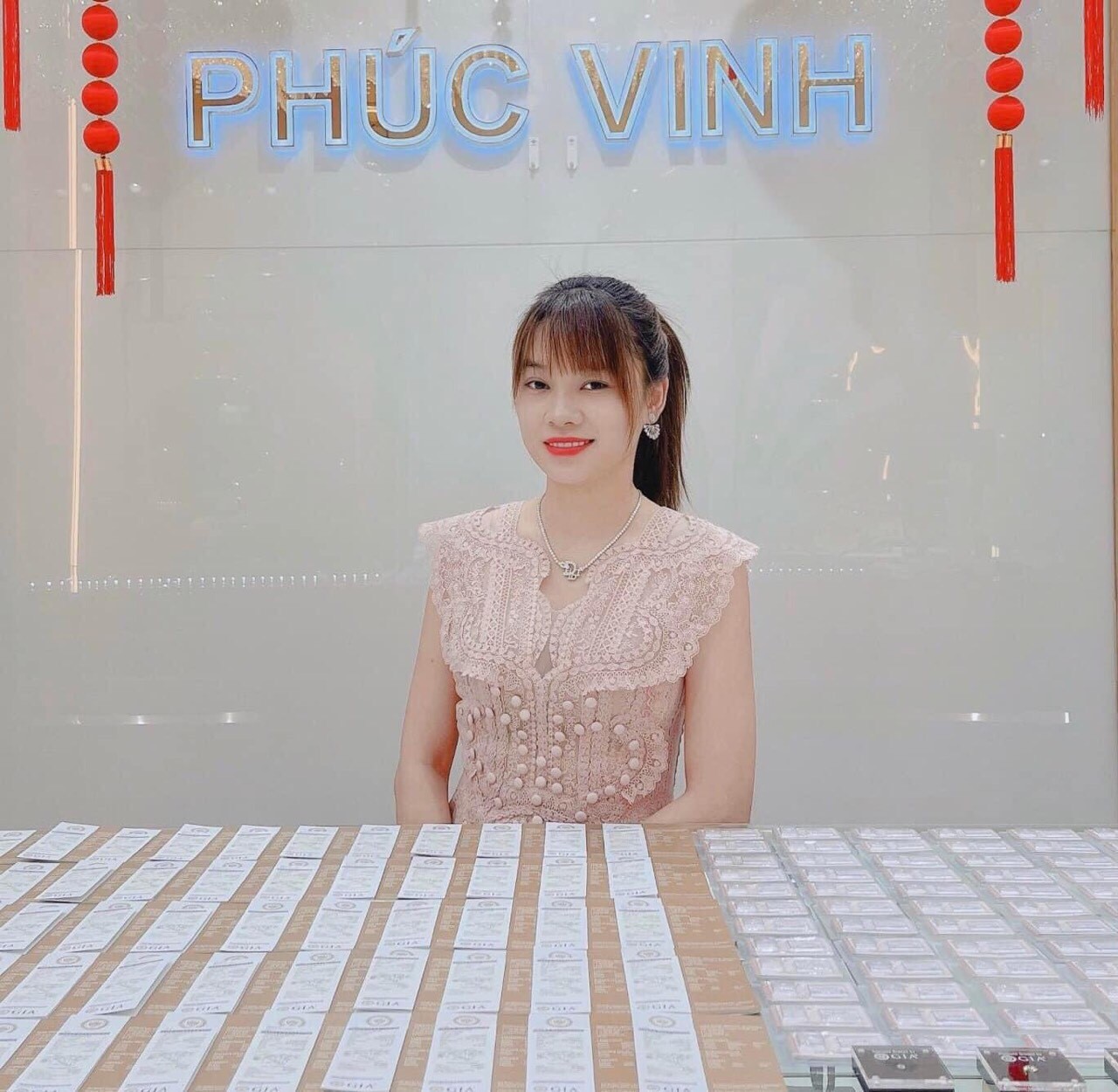 Cần biết - Trải nghiệm mua kim cương thiên nhiên Phúc Vinh Diamond Jewelry tiêu chuẩn quốc tế