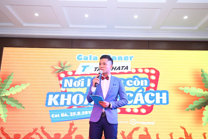 Cần biết - Tiến dùng thật - 9X đa tài nổi tiếng mạng xã hội youtube và Tiktok