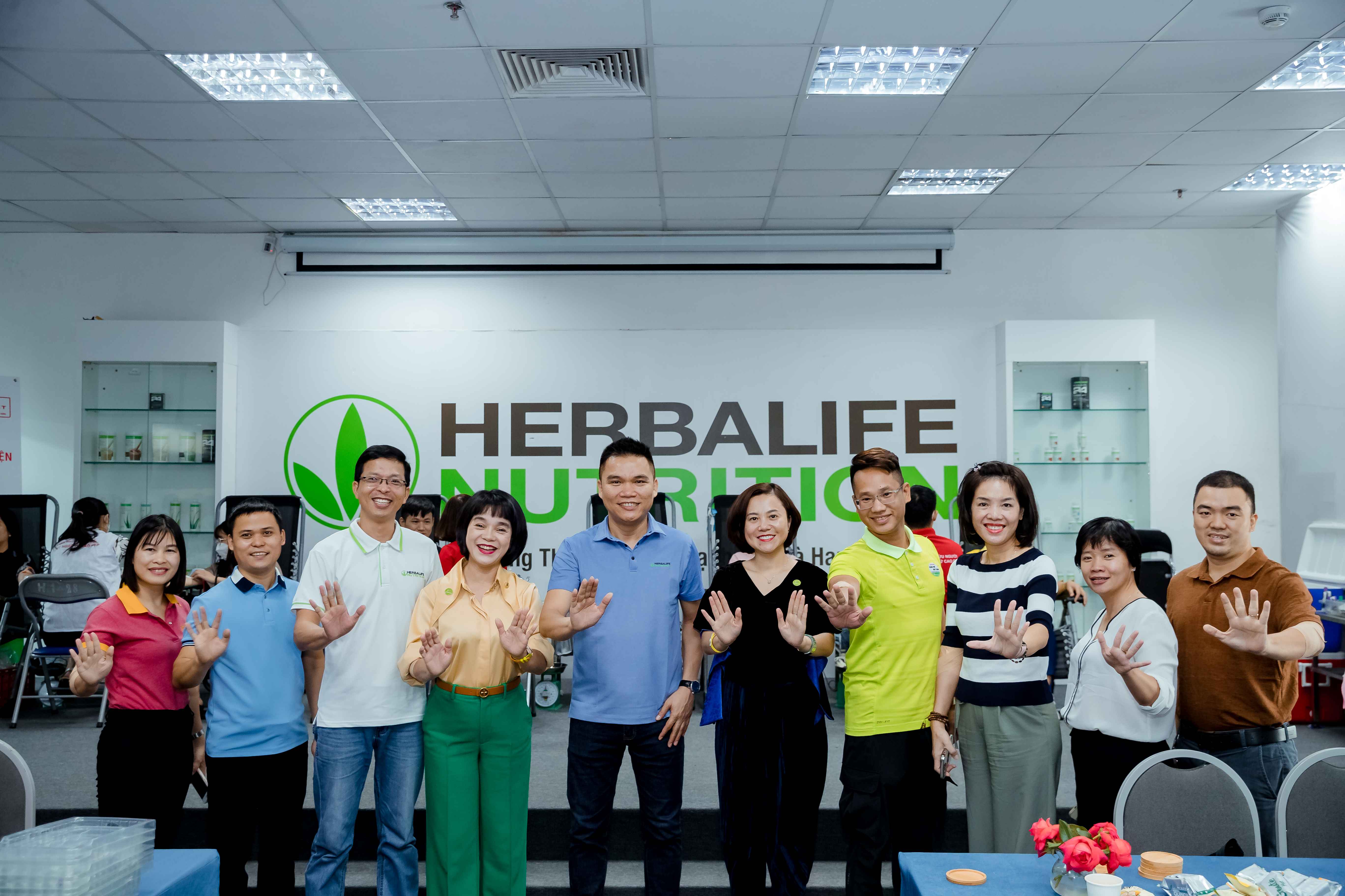 Kinh tế - Thành Viên Độc lập và nhân viên Herbalife Việt Nam tham gia hiến máu tình nguyện