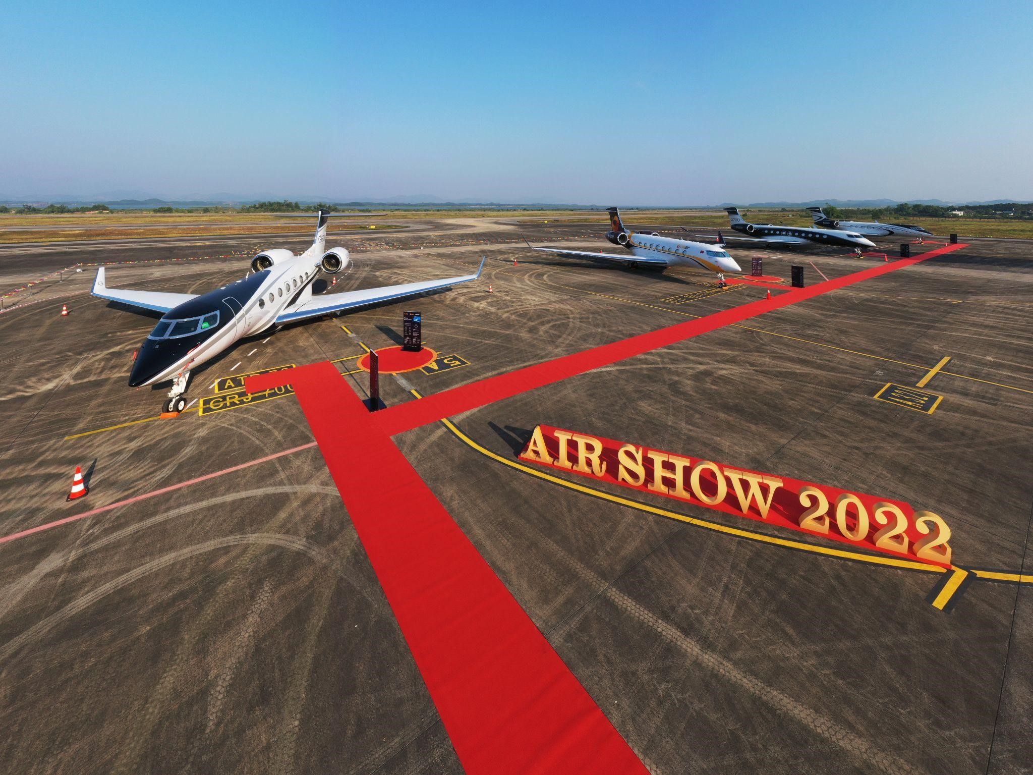 Kinh tế - “Đã mắt” ngắm G700- ngôi sao của triển lãm hàng không Airshow 2022