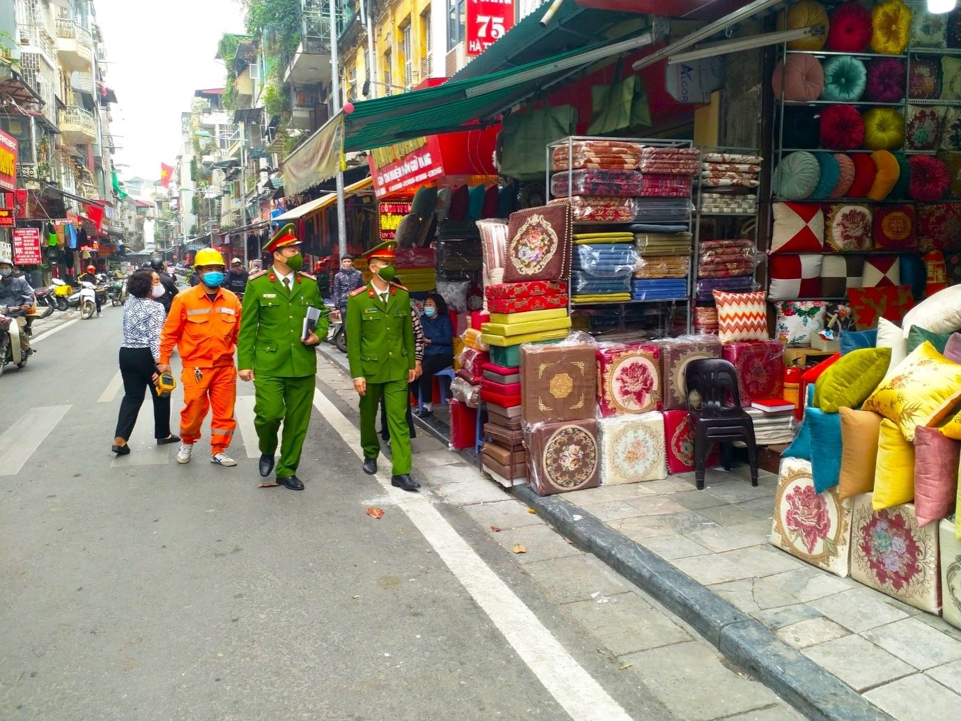 Kinh tế - EVNHANOI: Đẩy mạnh công tác tuyên truyền về Phòng cháy chữa cháy và Cứu nạn cứu hộ 