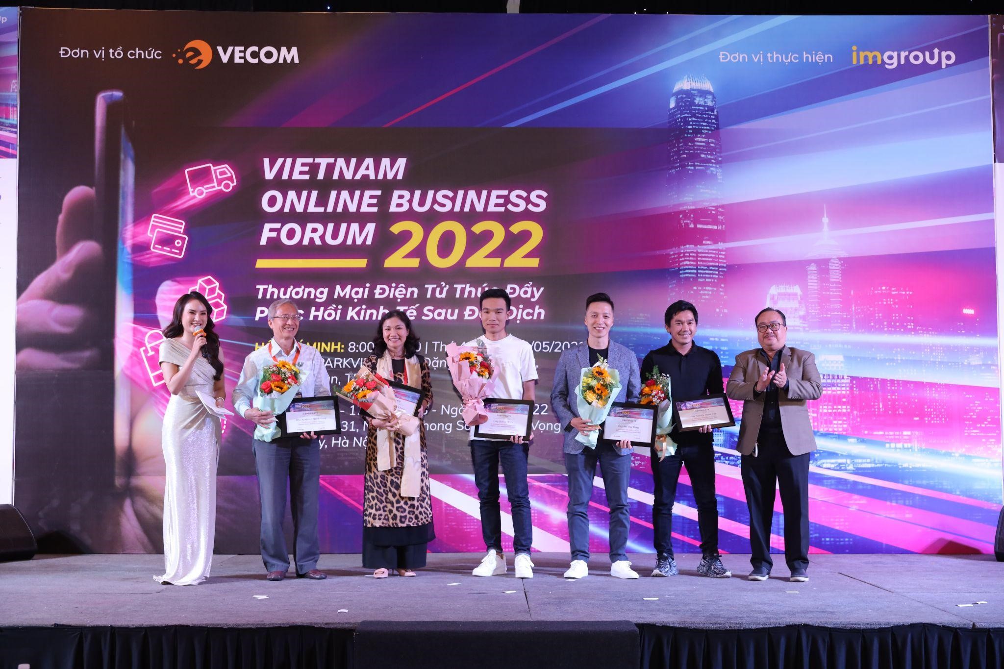 Cần biết - VECOM tổ chức Diễn đàn Toàn cảnh thương mại điện tử Việt Nam 2023 với chủ đề “Smart E-Commerce” (Hình 2).