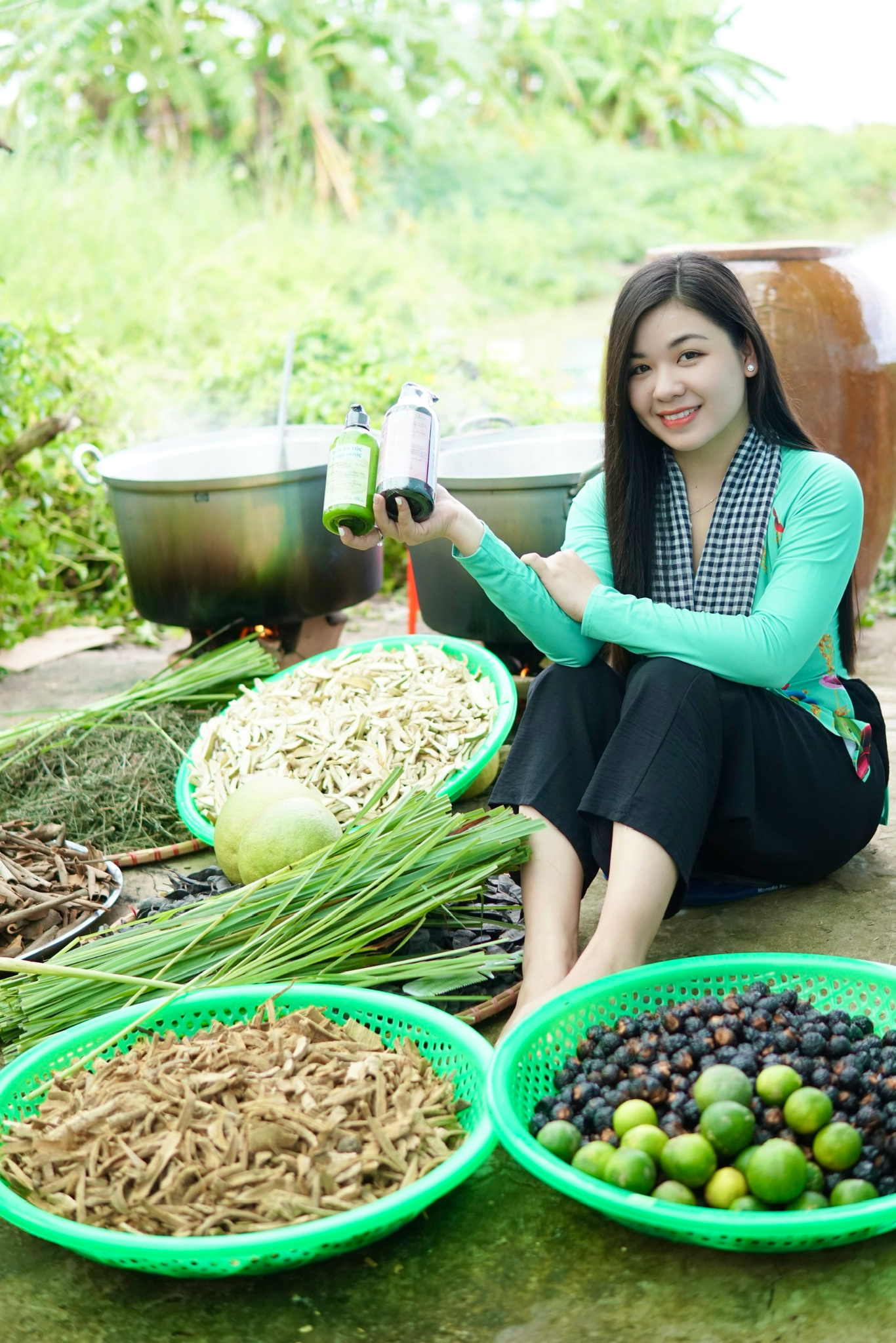 Cần biết - TikToker Nguyễn Vy Family thành công nhờ “bắt sóng” kinh doanh online 4.0