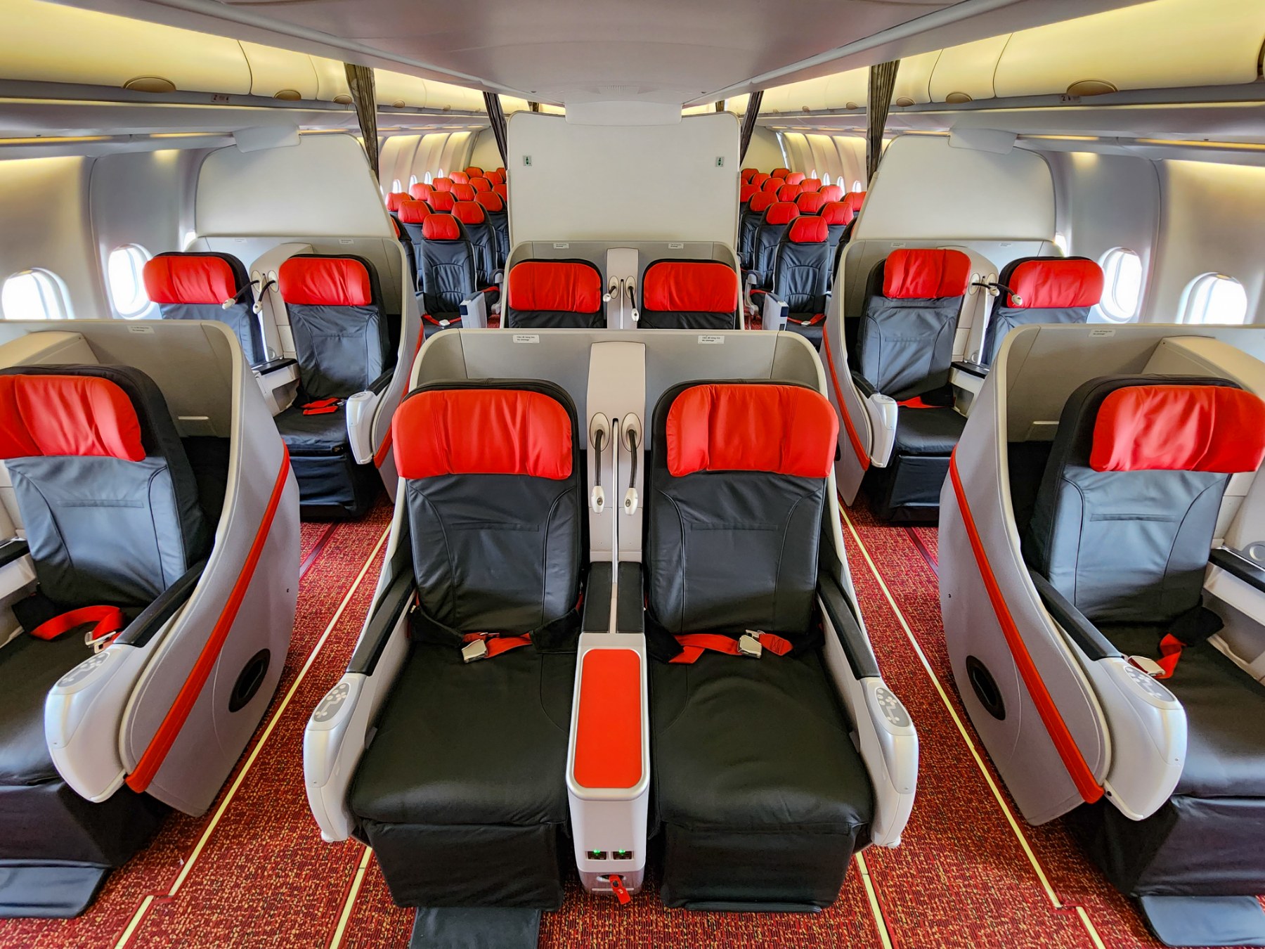 Kinh tế - Vietjet dẫn đầu dịch vụ bay của hàng không chi phí thấp toàn cầu 2023 do AirlineRatings bình chọn (Hình 2).