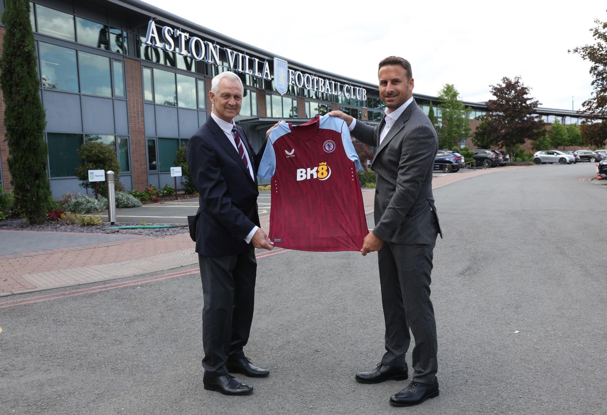 Cần biết - FC Aston Villa chơi lớn khi đầu tư khủng trong sự kiện ký kết với đối tác mới