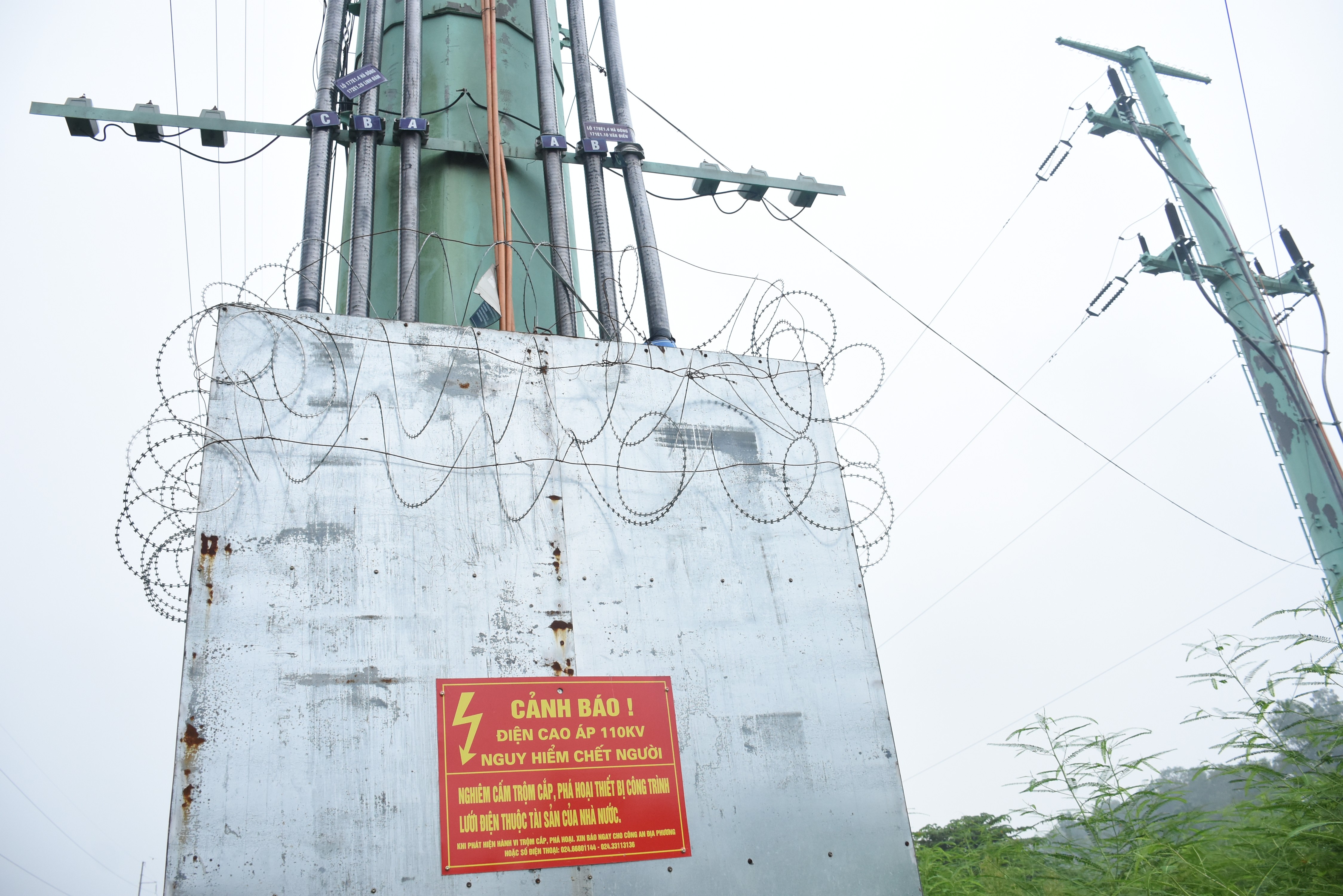 Kinh tế - Tình trạng trộm cắp dây tiếp địa tại Hà Nội gây ảnh hưởng không nhỏ đến vận hành ổn định của hệ thống điện, đặc biệt khi mùa mưa bão sắp tới (Hình 3).