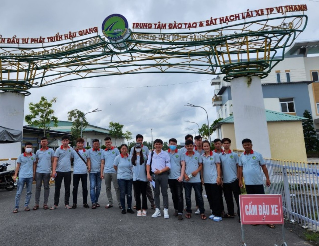 Cần biết - Thầy Duy chia sẻ cách vượt qua kỳ thi cho học viên mới