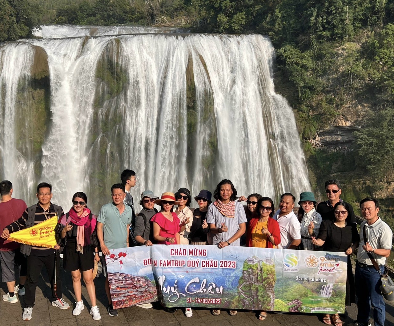 Cần biết - Golden Smile Travel tổ chức thành công Famtrip khảo sát và mở lại tour du lịch Quý Châu (Trung Quốc) từ 11/2023  (Hình 4).