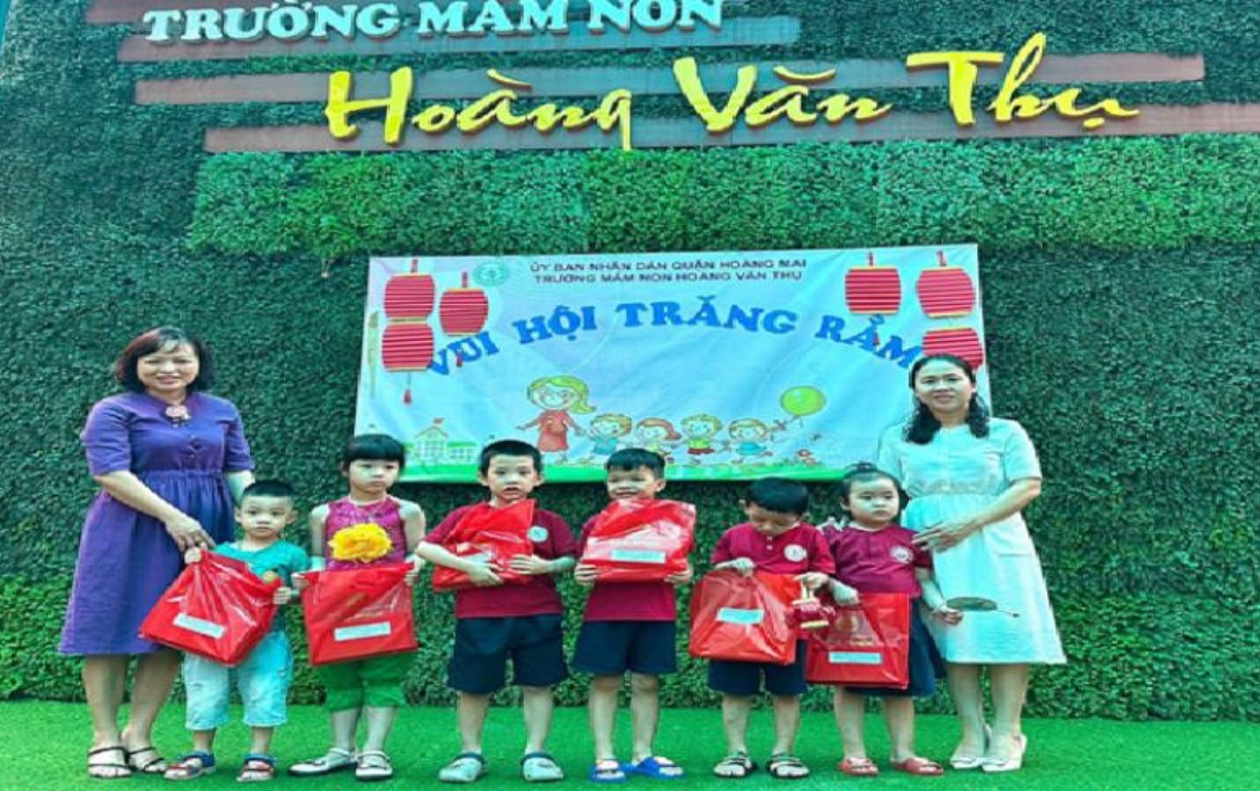 Cần biết - Trường Mầm non Hoàng Văn Thụ - Hoàng Mai - Hà Nội: Nhiều hoạt động vui “Trung thu yêu thương cho các cháu học sinh”