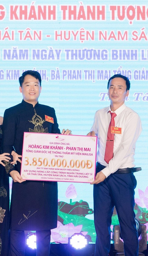 Cần biết - “Choáng ngợp” chiếc váy cưới 50 tỷ CEO Hoàng Kim Khánh tặng vợ, cũng là TGĐ Thẩm Mỹ Viện Mailisa (Hình 5).