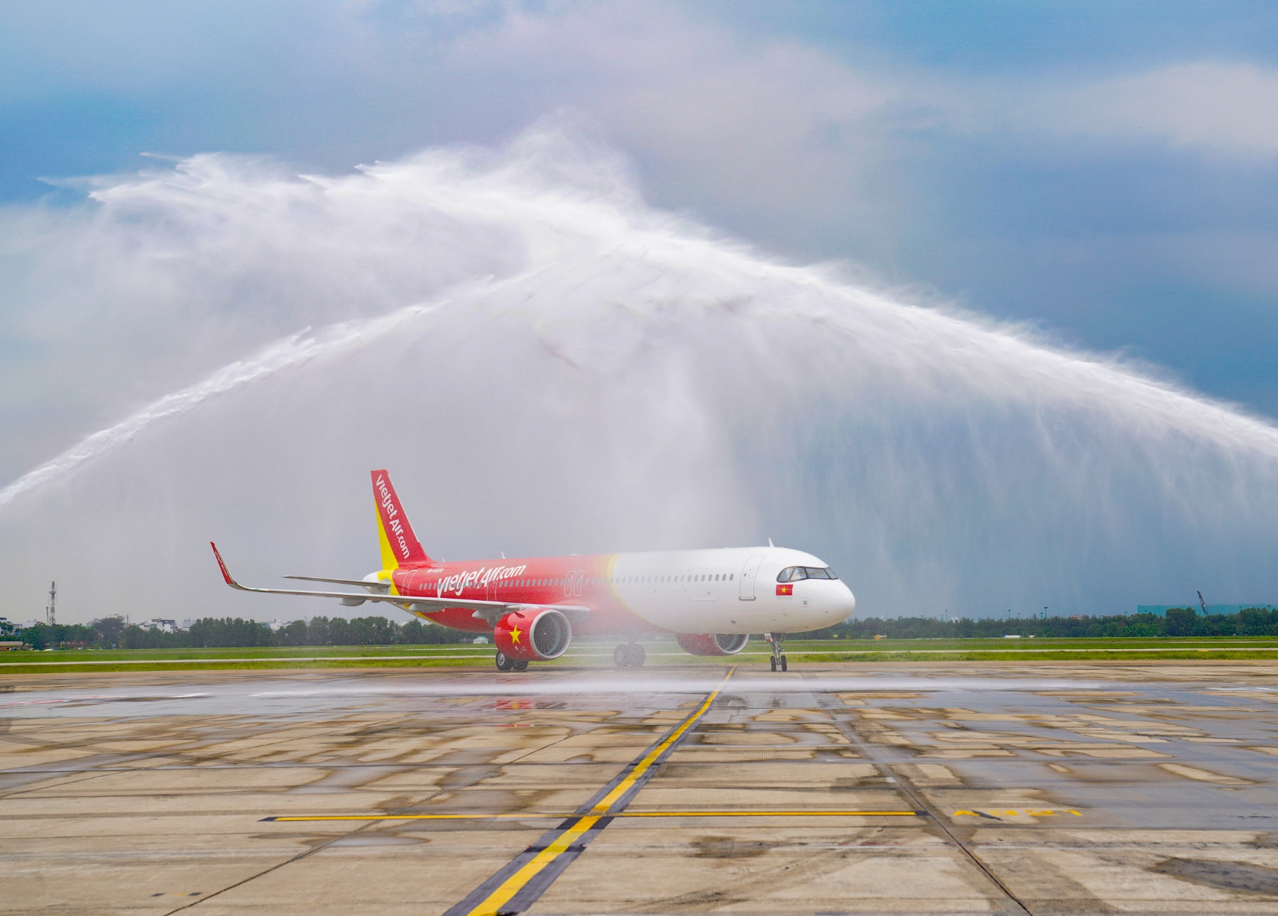 Kinh tế - Liên tục nhận tàu bay mới, Vietjet đón tàu bay thứ 101 (Hình 3).