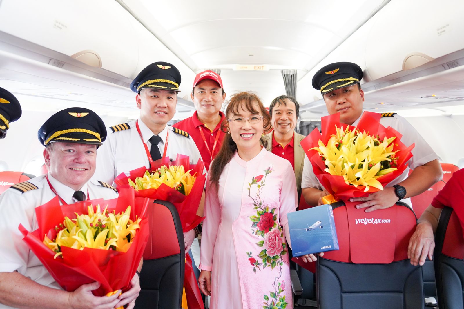 Kinh tế - Liên tục nhận tàu bay mới, Vietjet đón tàu bay thứ 101 (Hình 7).