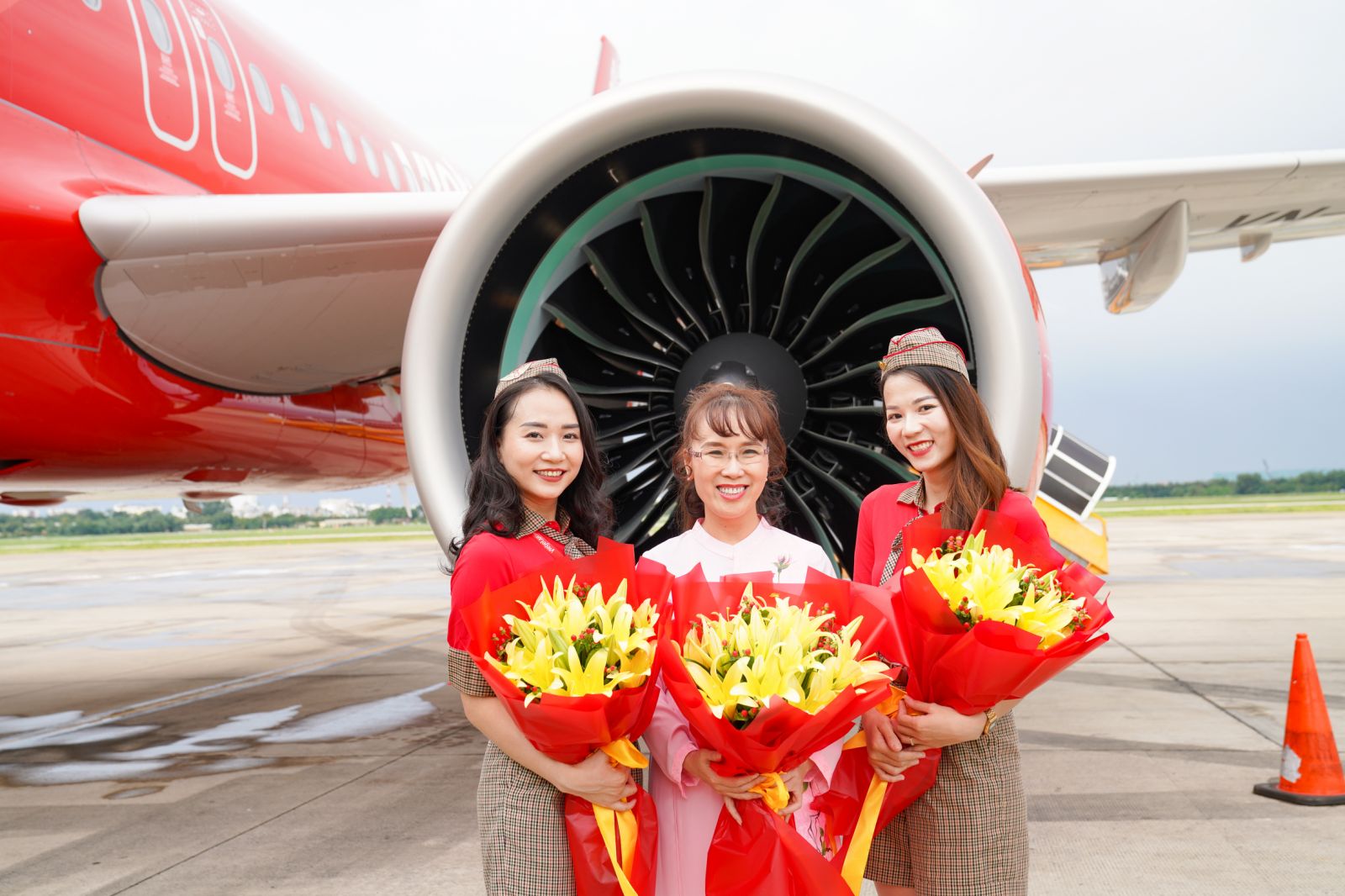 Kinh tế - Liên tục nhận tàu bay mới, Vietjet đón tàu bay thứ 101 (Hình 8).