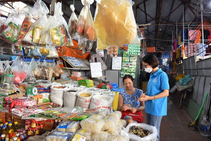 Đời sống - Bảo hiểm y tế: Đến lúc tăng mức đóng?