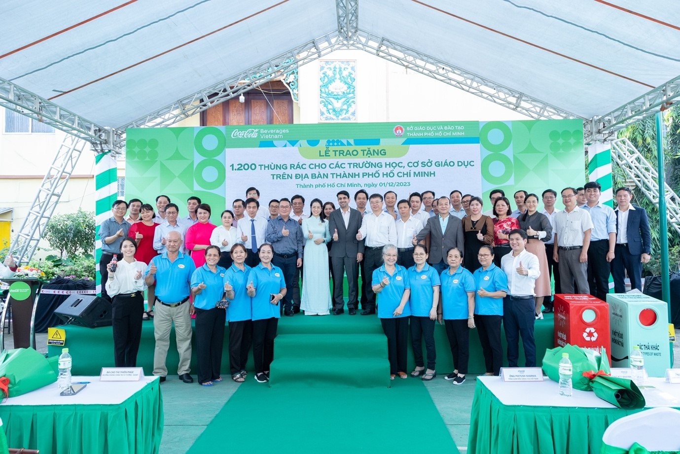 Cần biết - Coca-Cola Việt Nam trao tặng 1.200 thùng rác, hướng tới mục tiêu “Thế giới không rác thải” (Hình 2).