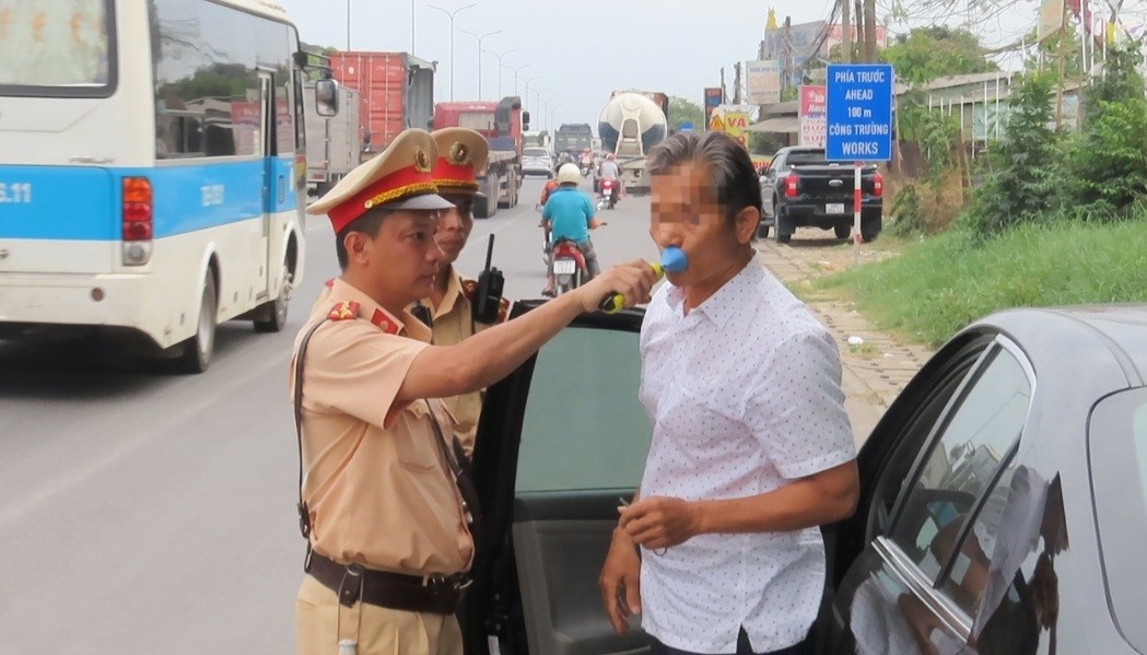 Dân sinh - Đồng Nai: Trạm CSGT Ngã Ba Thái Lan tăng cường tuần tra đảm bảo trật tự ATGT (Hình 4).