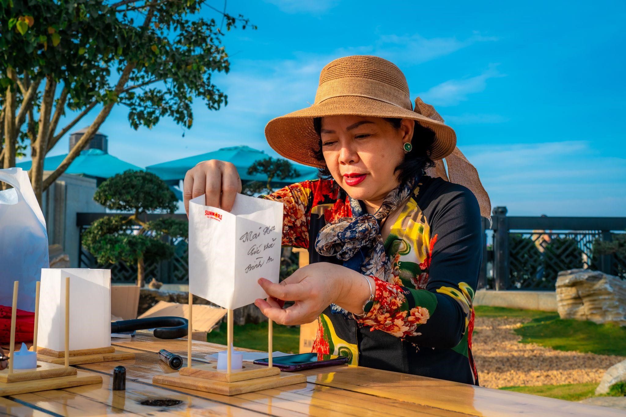 Kinh tế - Bất ngờ trước vẻ đẹp kỳ ảo của núi Bà Đen, Tây Ninh trong mùa lễ tạ cuối năm (Hình 10).