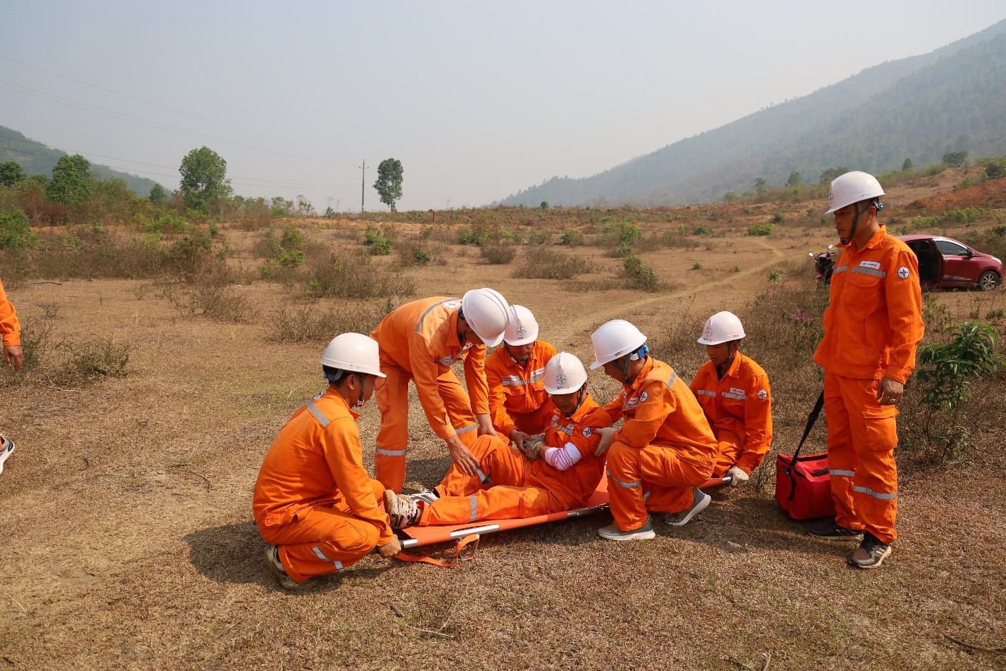 Kinh tế - Công ty Điện lực Điện Biên: Đảm bảo cung cấp điện An toàn ổn định nhân dịp kỷ niệm 70 năm chiến thắng lịch sử Điện Biên Phủ (Hình 3).