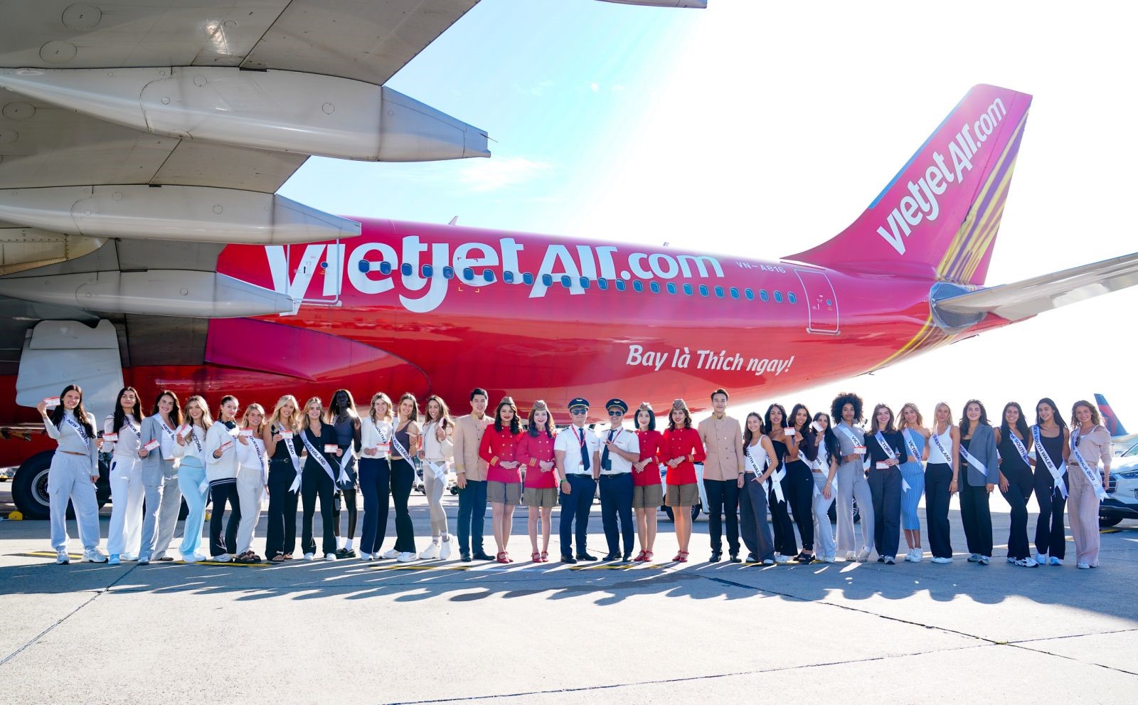 Kinh tế - Vietjet đưa Top 28 Hoa hậu Hoàn vũ Australia khám phá Việt Nam tươi đẹp