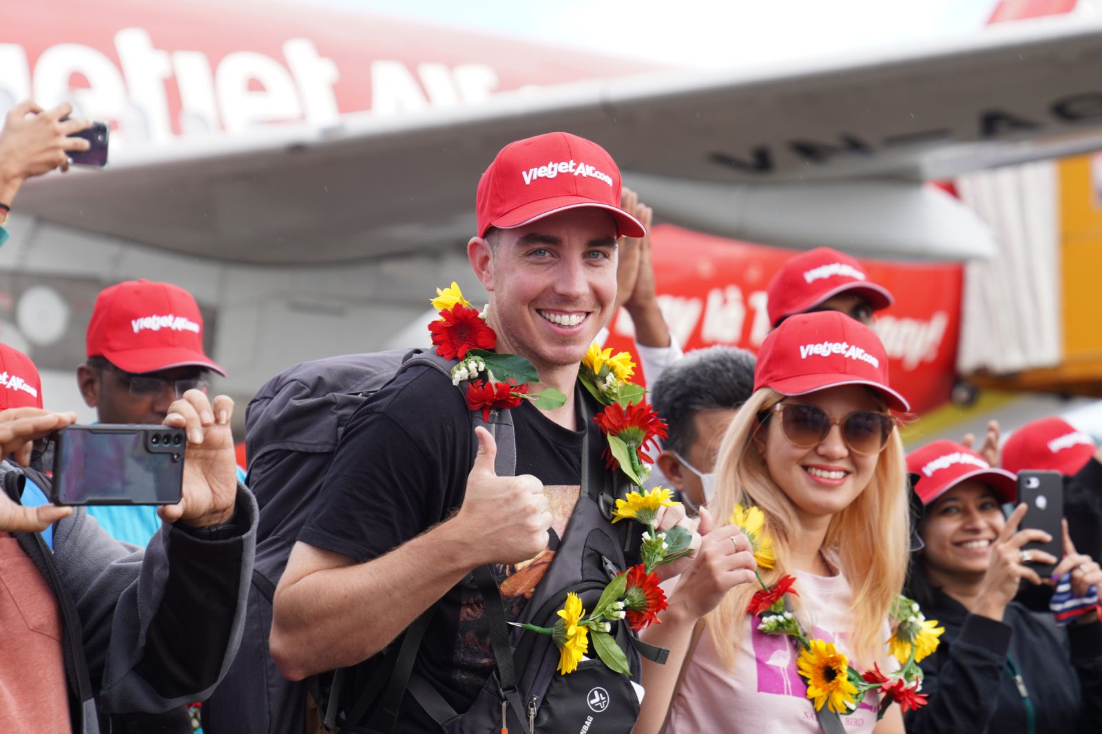 Kinh tế - Mừng ngày đôi 6/6, Vietjet mở đại tiệc khuyến mãi giải nhiệt mùa hè giảm đến 66% (Hình 2).