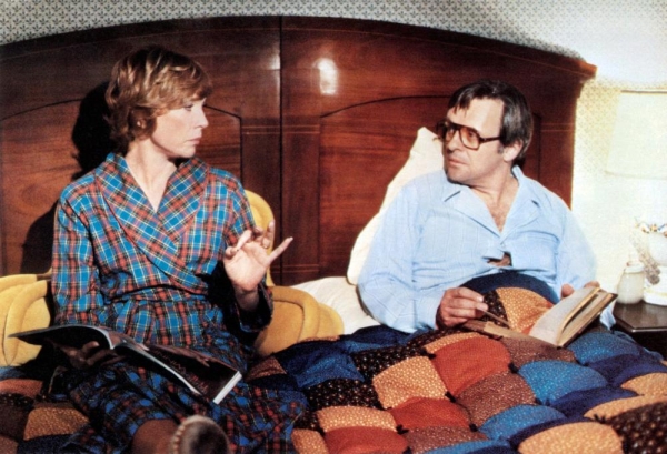 Giải tr&iacute; - Những cặp đ&ocirc;i y&ecirc;u nhau tr&ecirc;n m&agrave;n ảnh, gh&eacute;t nhau ngo&agrave;i đời thực (H&igrave;nh 2).