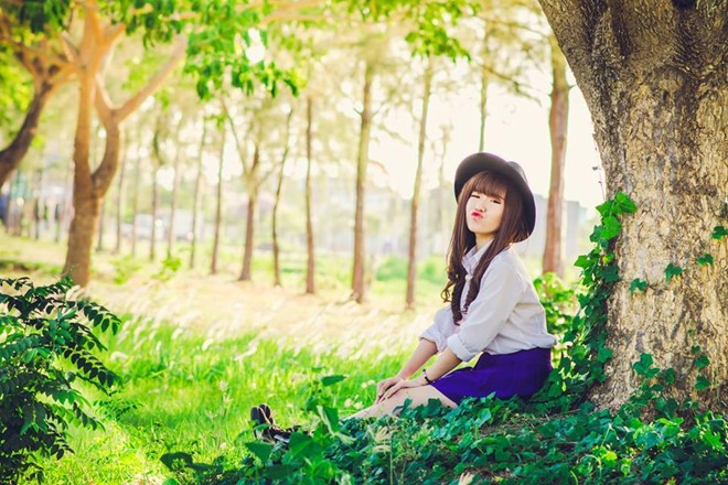 Giải trí - 9X Sóc Trăng bỗng dưng nổi tiếng vì giống hệt Khởi My (Hình 2).