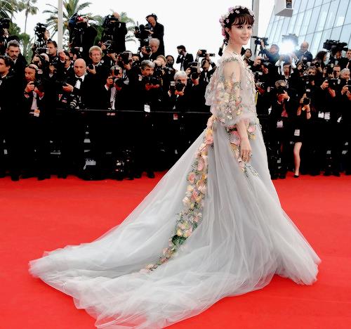 Giải trí - Cannes 2015: Phạm Băng Băng tỏa sáng như nữ thần