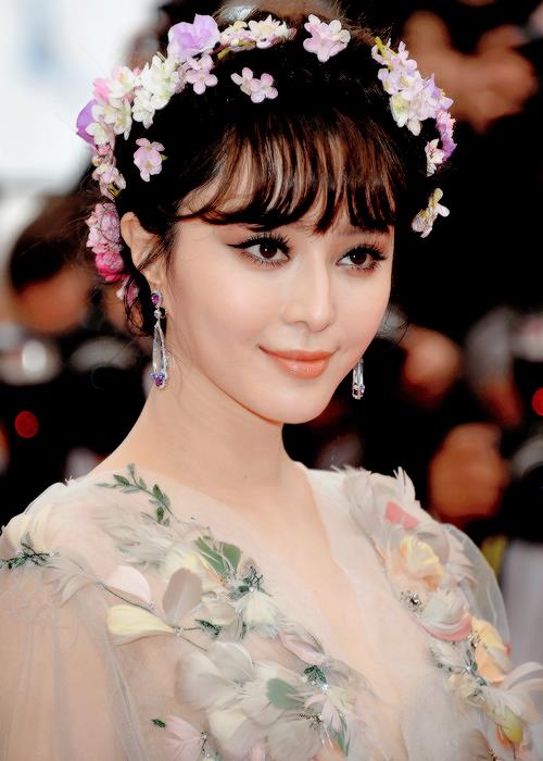 Giải trí - Cannes 2015: Phạm Băng Băng tỏa sáng như nữ thần (Hình 3).