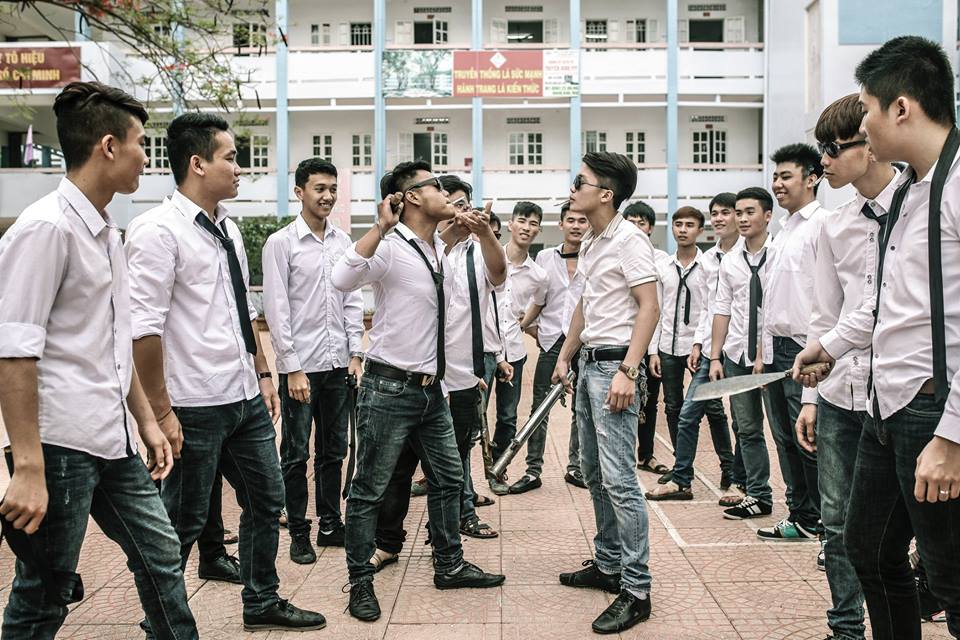Giải trí - Ảnh kỷ yếu ‘giang hồ’ của teen Sơn La gây sốt (Hình 4).