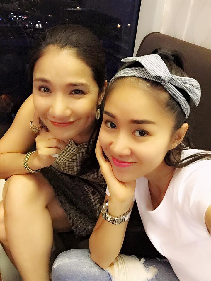 Giải trí - Facebook sao 24h: Sơn Tùng MTP làm Khuôn mặt đáng thương (Hình 8).