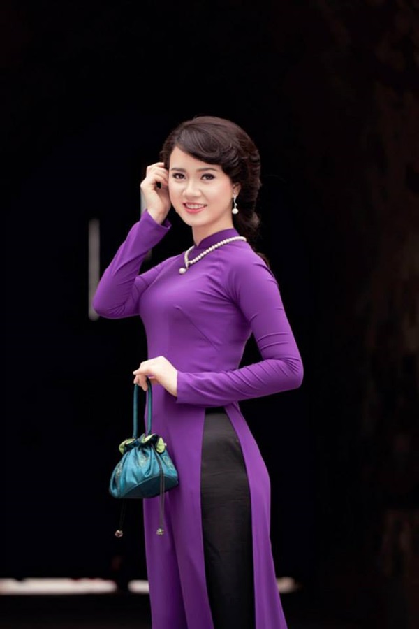 Giải tr&iacute; - Những nữ MC truyền h&igrave;nh xinh đẹp, t&agrave;i năng hớp hồn d&acirc;n mạng (H&igrave;nh 5).