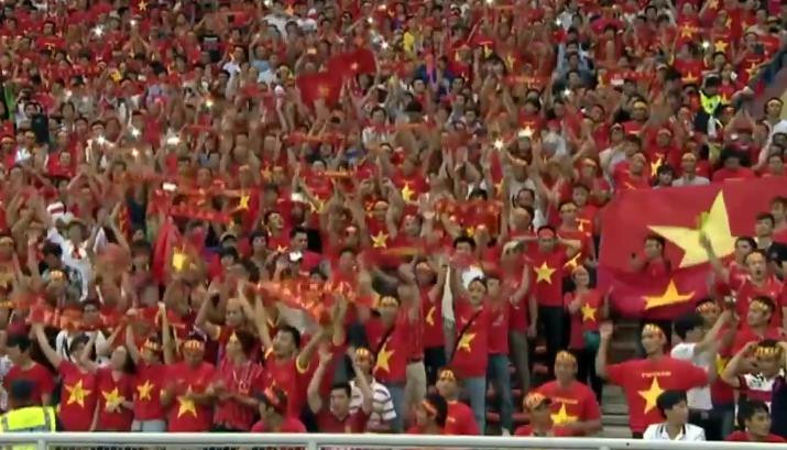 Giải trí - Video: Rạo rực nhạc cổ vũ tuyển Việt Nam tham gia SEA Games 28