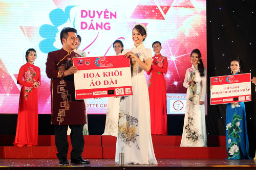 Giải trí - Nữ sinh duyên dáng nhất Đại học Quốc gia TP.HCM lộ diện (Hình 10).