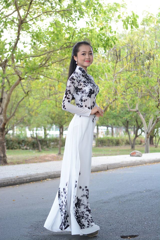 Giải trí - Nữ sinh duyên dáng nhất Đại học Quốc gia TP.HCM lộ diện (Hình 12).