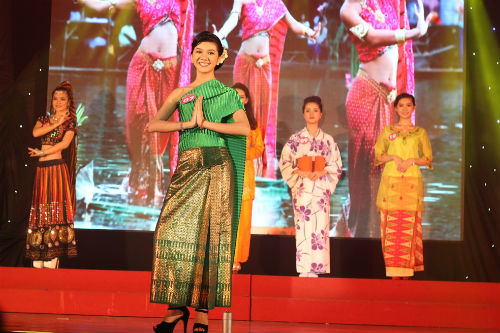 Giải trí - Nữ sinh duyên dáng nhất Đại học Quốc gia TP.HCM lộ diện (Hình 6).