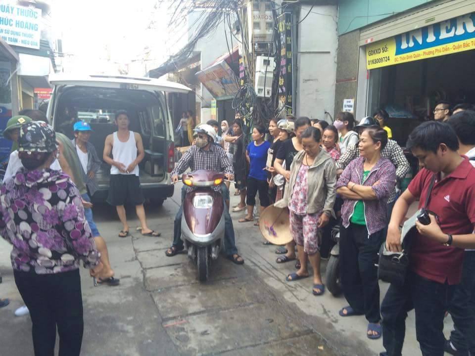 Ph&aacute;p luật - H&agrave; Nội: Nữ sinh nằm chết tr&ecirc;n giường, bạn trai nhảy lầu tự tử
