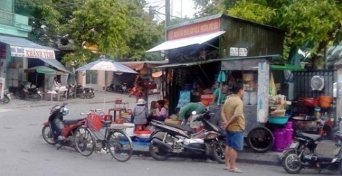 Pháp luật - Thừa Thiên - Huế: Trụ sở dân phòng bán… hàng tạp hóa (Hình 2).