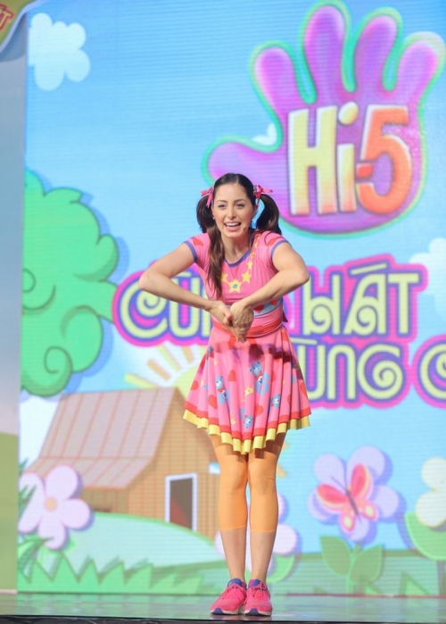 Giải trí - Hi5 'quậy tưng' trong live-concert đầu tiên tại Việt Nam (Hình 4).