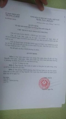 Ph&aacute;p luật - Quyết định đuổi việc v&agrave; kỷ luật nh&oacute;m d&acirc;n qu&acirc;n x&ocirc; x&aacute;t với d&acirc;n (H&igrave;nh 2).