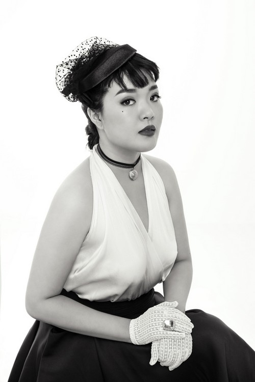 Giải tr&iacute; - &Acirc;u Bảo Ng&acirc;n mang 'hoa anh t&uacute;c' tấn c&ocirc;ng showbiz Việt (H&igrave;nh 2).