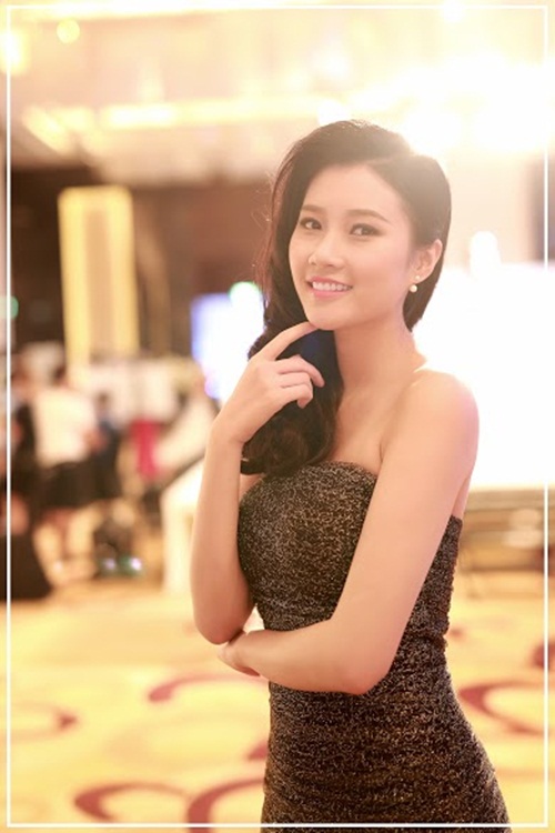 Giải trí - Á hậu Hoàng Anh gợi cảm trong trang phục cô dâu (Hình 7).