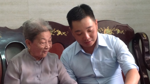 Kinh doanh - Ông Lê Trương Hải Hiếu làm chủ tịch quận trẻ nhất TP HCM
