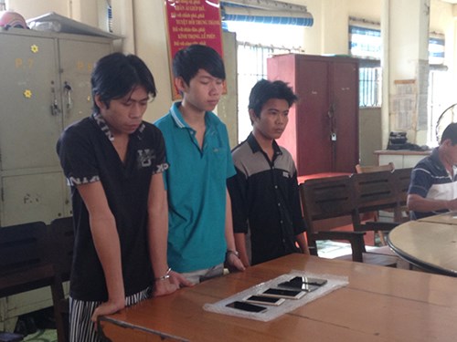 Pháp luật - TP.HCM: Nhóm đối tượng trộm cửa hàng FPT sa lưới