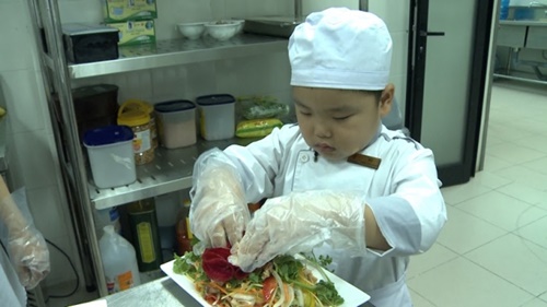 Giải trí - Bố ơi mình đi đâu thế tập 15: Bi khen bố Xuân Bắc là thanh niên cứng (Hình 2).